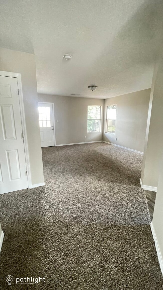 Foto del edificio - 141 18th St SE