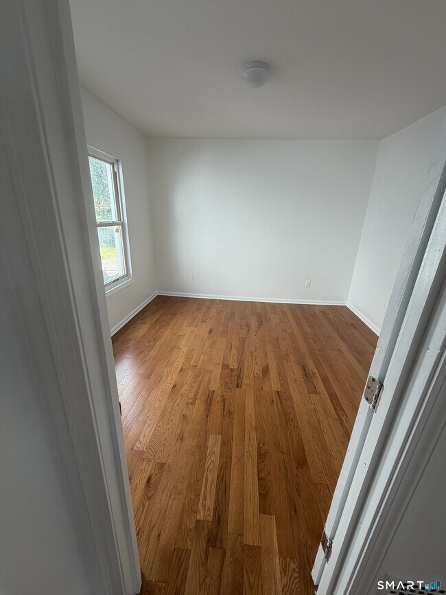 Foto del edificio - 304 Poplar St