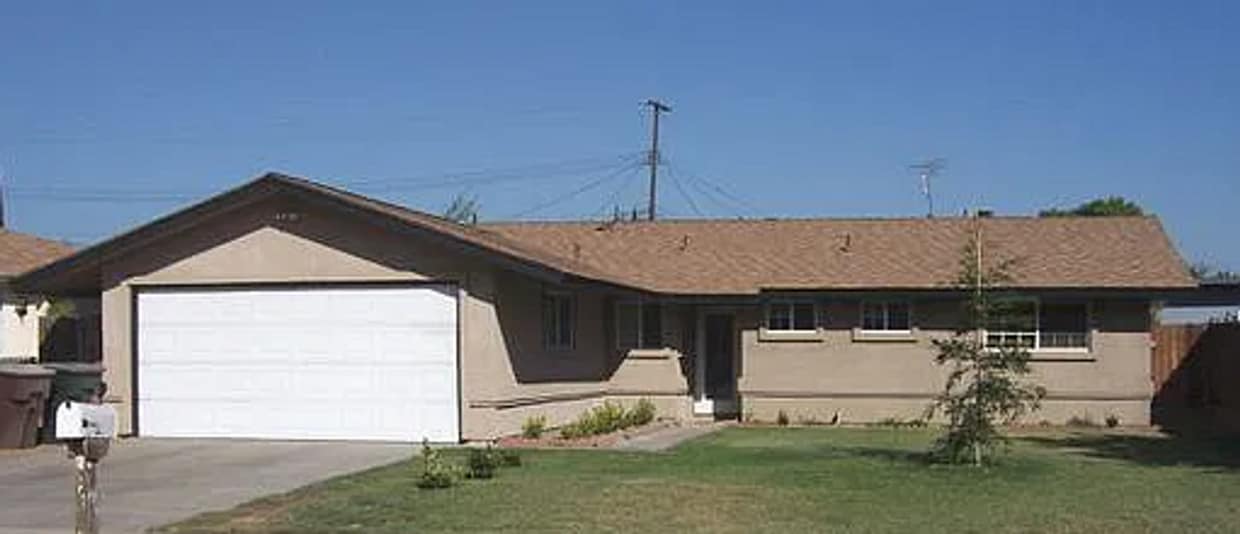 780 S Whitney St, Tulare, CA 93274 House Rental in Tulare, CA