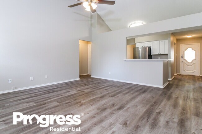 Building Photo - 6602 Glen Falls Dr