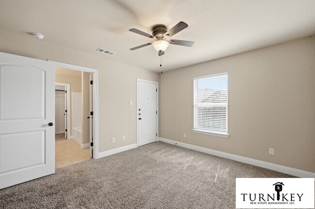 Foto del edificio - 131 Sunburst Ct