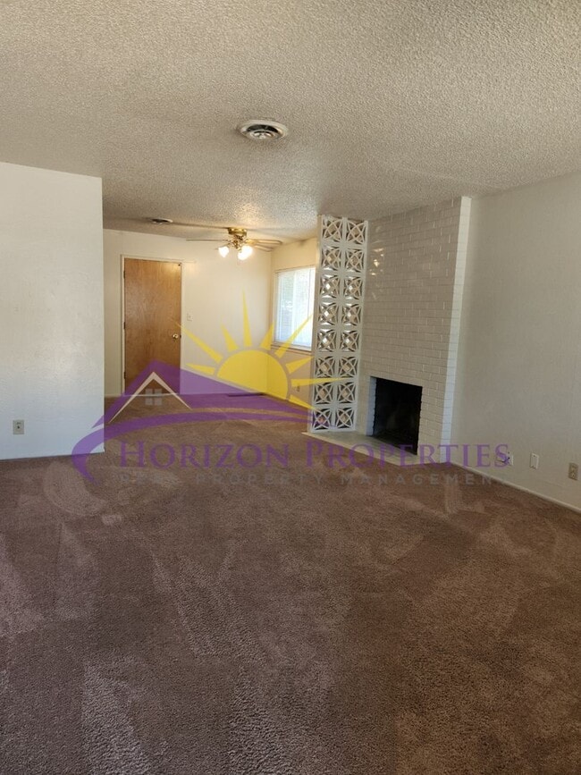 Building Photo - 1430-1432 Topaz Way