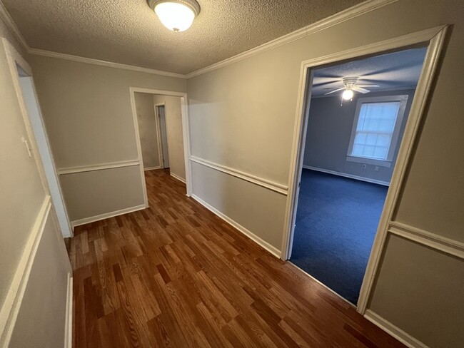 Foto del edificio - 234 Fairforest Rd