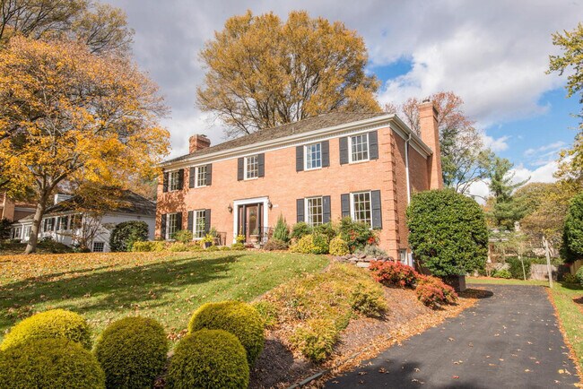 Building Photo - 6304 Long Meadow Rd