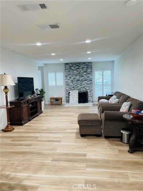 Building Photo - 2249 Evergreen Springs Dr