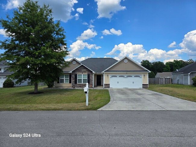 Building Photo - 213 Adagio Trl