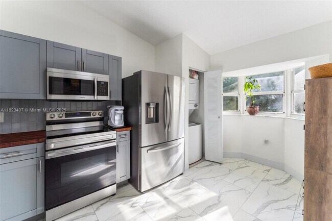 Foto del edificio - 2140 NW 78th Ave