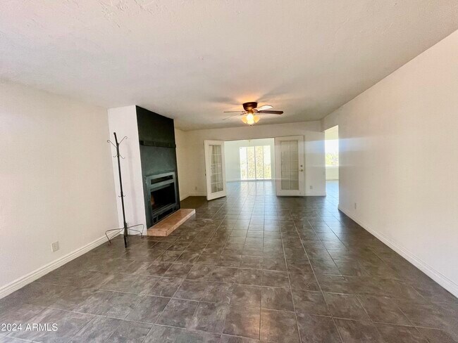 Foto del edificio - 11232 N 15th Ln