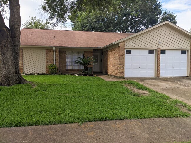 Foto del edificio - 17903 Glenpatti Dr