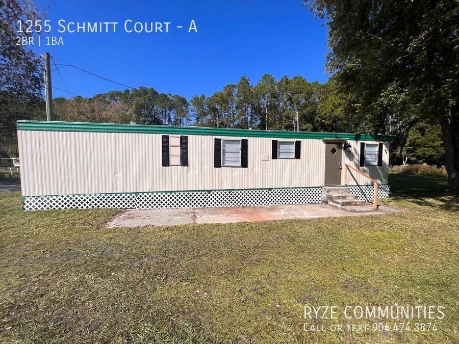 1255 Schmitt Ct N, Jacksonville, FL 32221 House Rental in