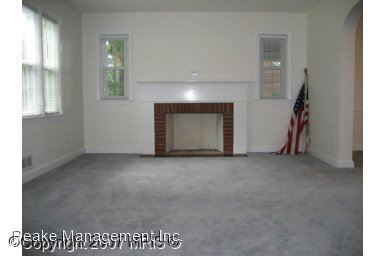 Building Photo - 1872 N Patrick Henry Dr