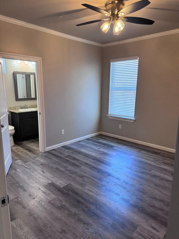 Building Photo - 305 W Second St