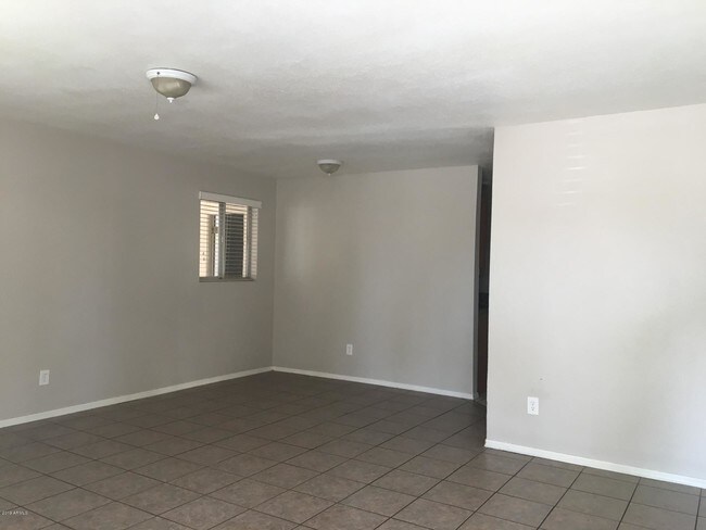 Building Photo - 6030 N 31st Ave