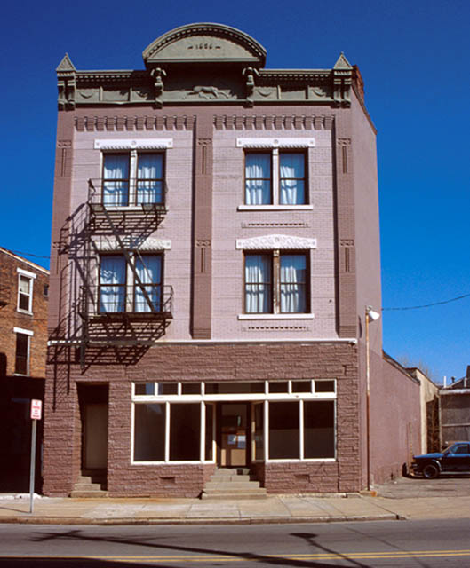 Building Photo - 2806 Colerain Ave