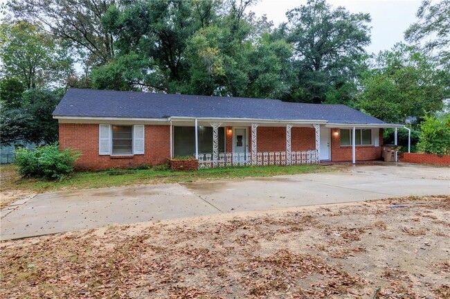 Building Photo - 5601 Overlook Rd