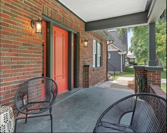 Foto del edificio - 1002 Fairwin Ave