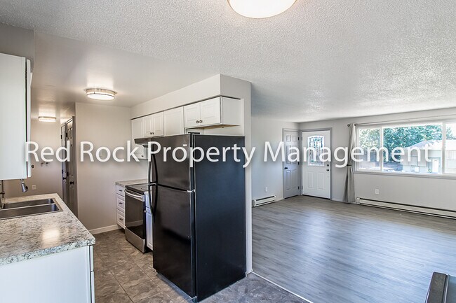 Foto del edificio - 1312 Pineview St