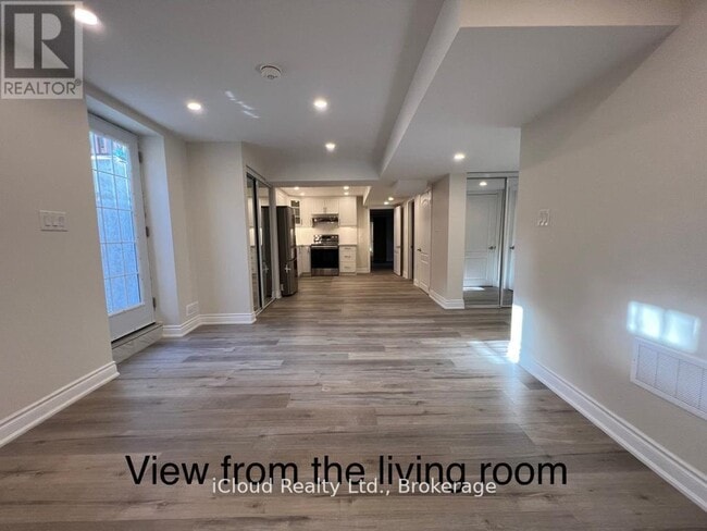 Building Photo - 1410 Storey Dr