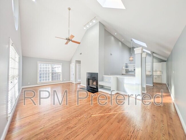 Building Photo - 1920 Portsmouth St