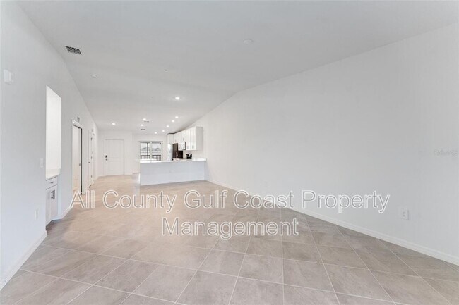 Building Photo - 12550 Galapagos Ct