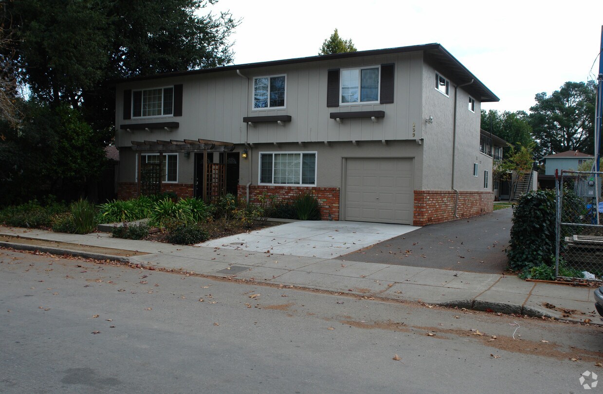 Building Photo - 259 Mariposa Ave