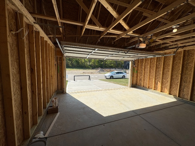 Building Photo - 1717 Real St