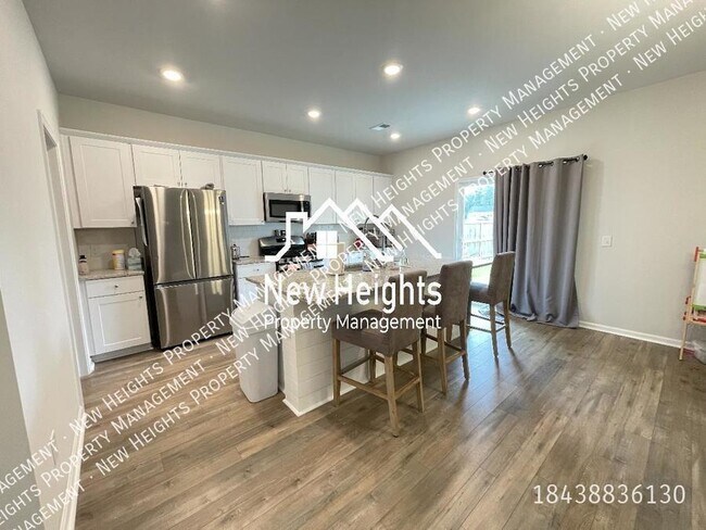 Building Photo - Beautiful Single Family Detached House in ...