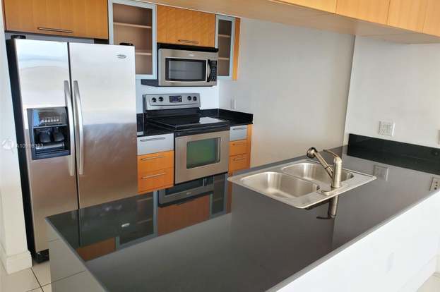 Foto del edificio - 1750 N Bayshore Dr