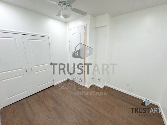 Building Photo - 910 N 41st St