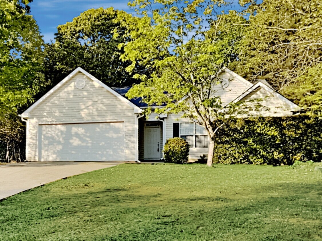Primary Photo - 335 Oxford Way