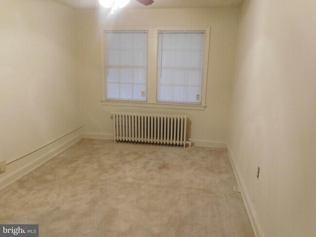 Building Photo - 1625 Constitution Ave NE