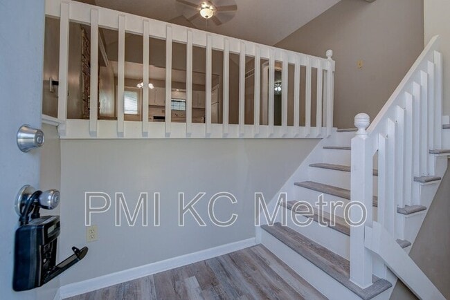 Building Photo - 7824 E 130th Ct