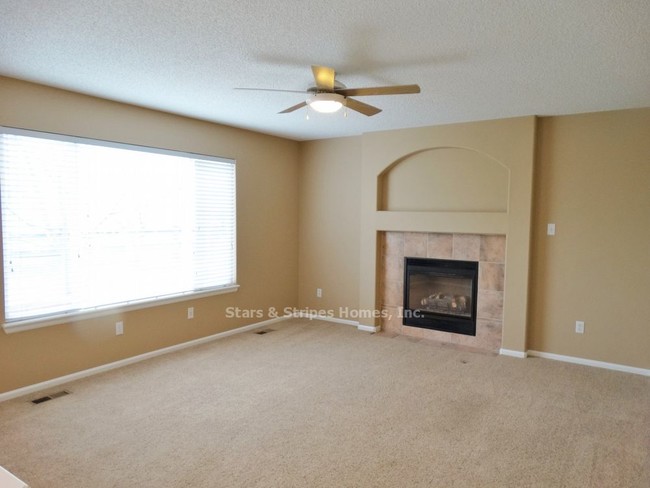 Building Photo - 3 Bedroom 3 Bath 2 Story on Cul-de-sac