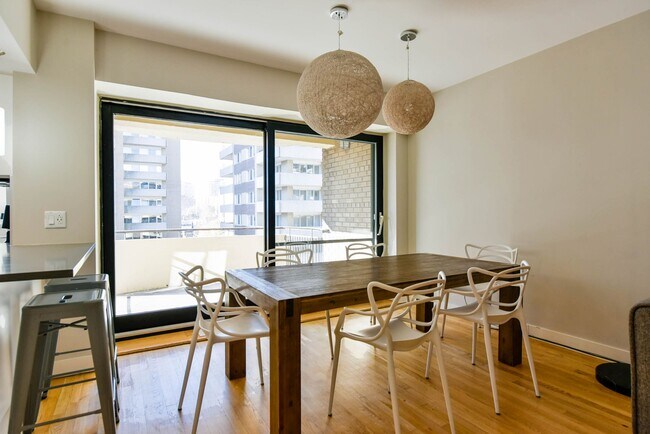 Building Photo - 3435 Rue Drummond