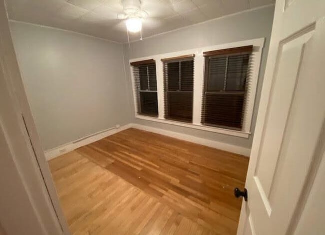 Foto del edificio - 718 Belmont St