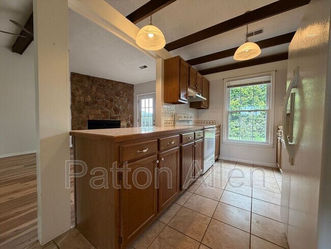 Building Photo - 105 Scottlynn Ct
