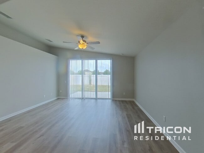 Building Photo - 1132 Hill Flower Dr