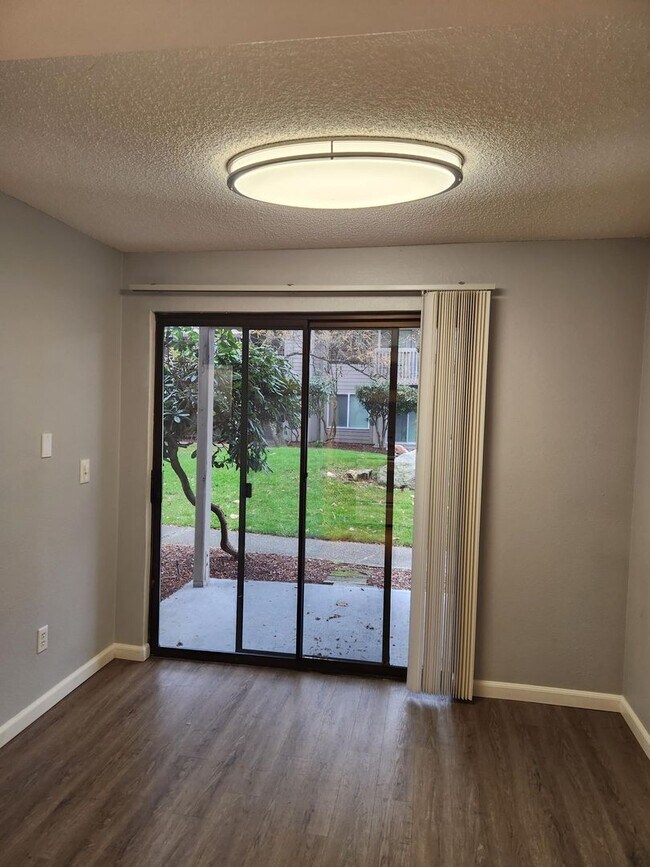 Foto del interior - Cedar Gardens Apartments