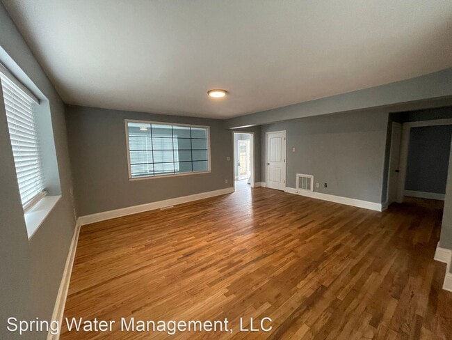 Building Photo - 3 br, 3 bath House - 1940 Armstrong Avenue