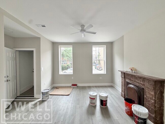 Foto del edificio - 1546 W Walton St