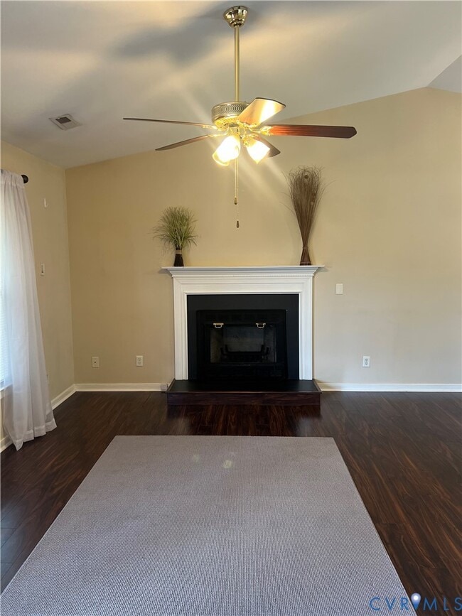 Building Photo - 9055 Castle Point Rd