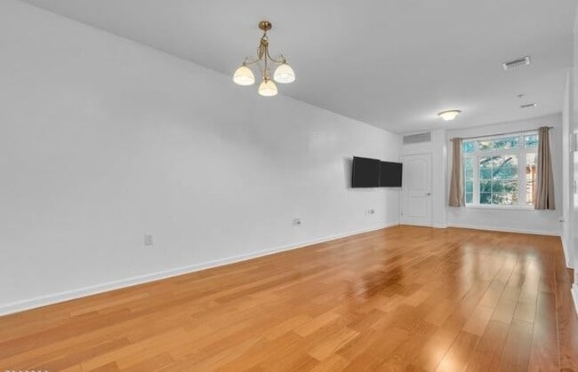 Foto del edificio - QQZiza