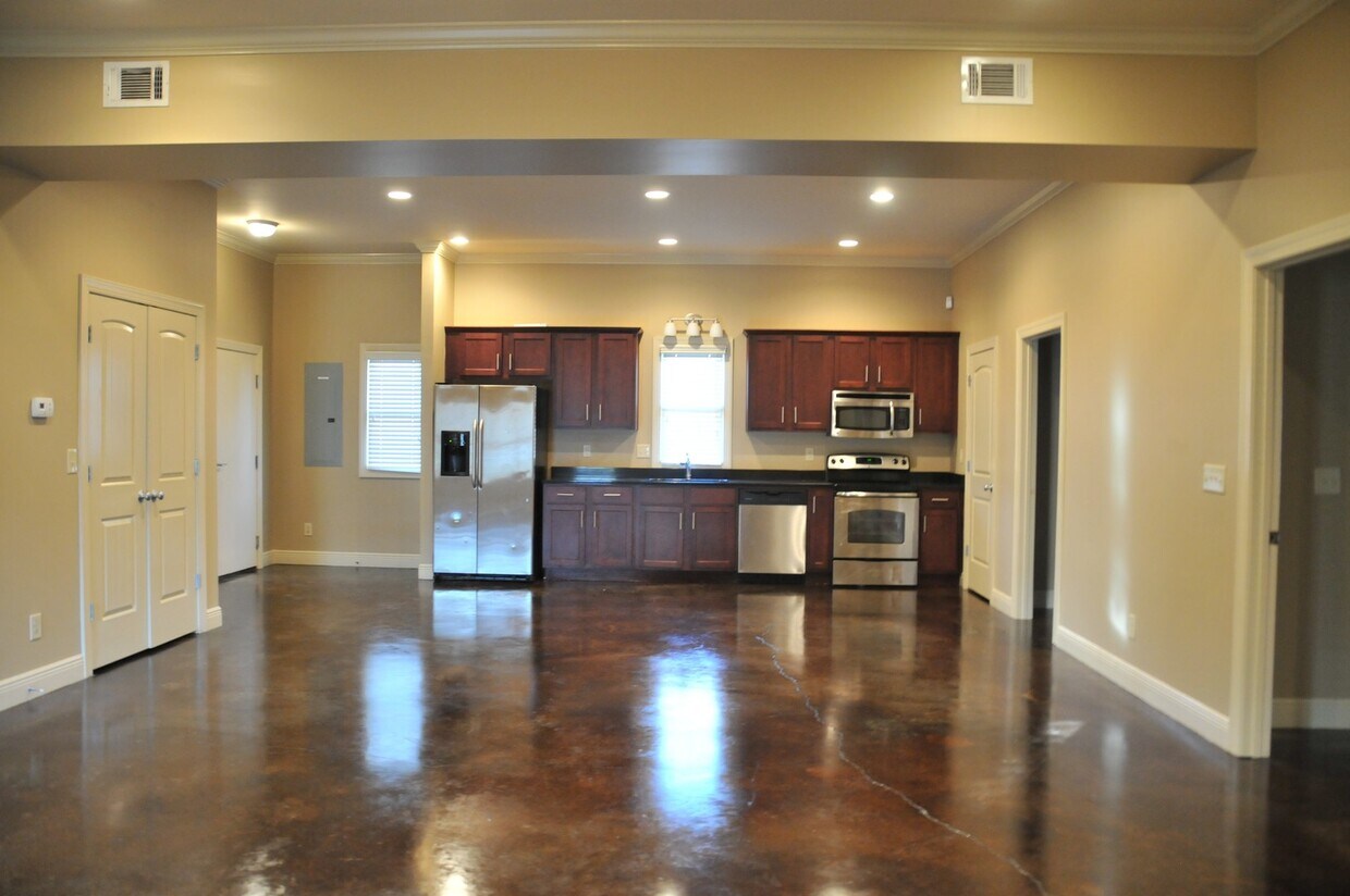 Building Photo - 515 Wesley Pl