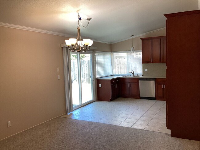 Building Photo - 32693 Bucks Lake Ln