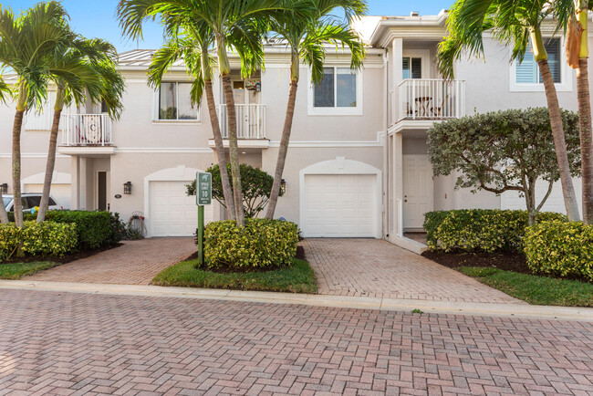 Foto del edificio - 774 Seaview Dr