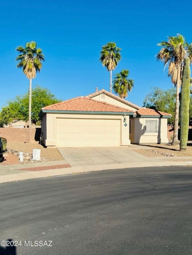 Building Photo - Charming 3BR House in Tucson