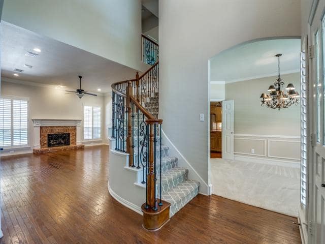 Building Photo - 6428 Glenhollow Dr