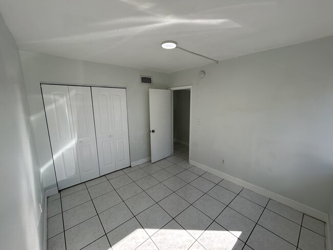 Photo - WEJ 13550 LLC - 18255 Apartment