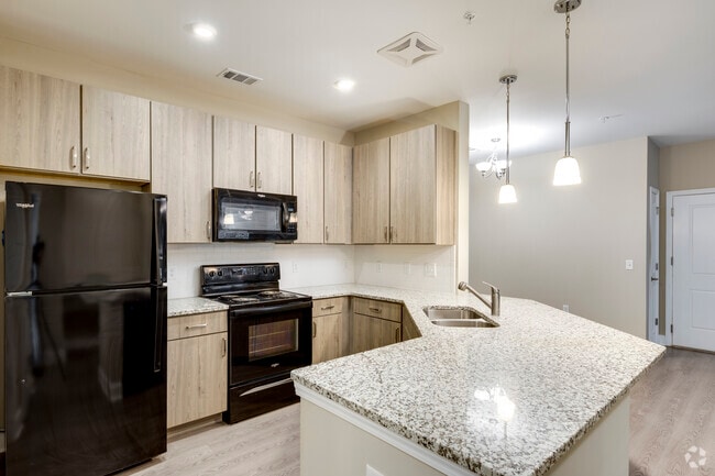 Interior Photo - York Woods at Lake Murray Apartment Homes