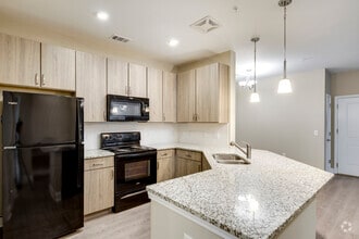 Interior Photo - York Woods at Lake Murray Apartment Homes